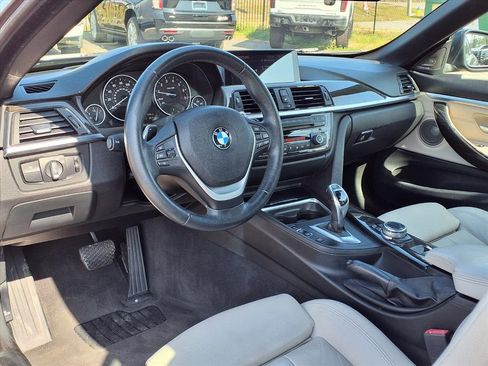 Used 2015 BMW 428i Convertible image 18
