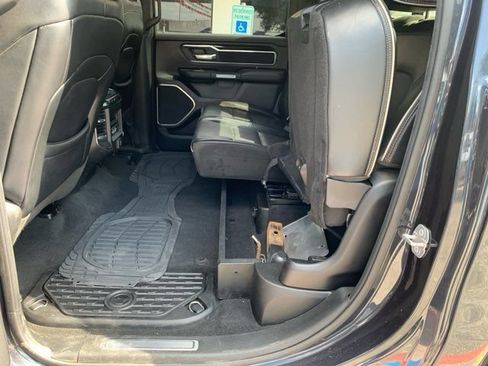 Used 2019 RAM 1500 Laramie AWD/4WD image 14