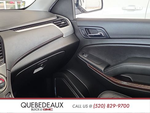 Used 2019 GMC Yukon SLT w/ Open Road Package AWD/4WD image 17