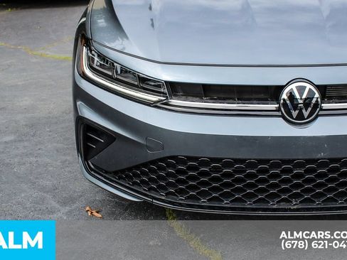 Used 2025 Volkswagen Jetta Sport FWD image 12