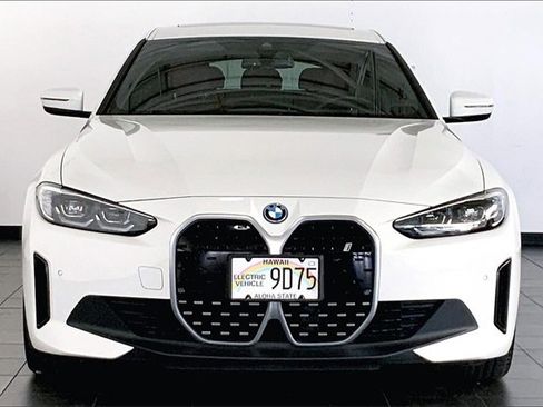 Certified 2023 BMW i4 eDrive40 image 3