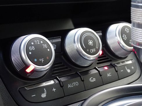 Used 2009 Audi R8 V8 AWD/4WD image 29