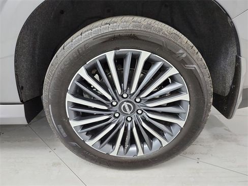 Used 2025 Nissan Armada Platinum Reserve image 59