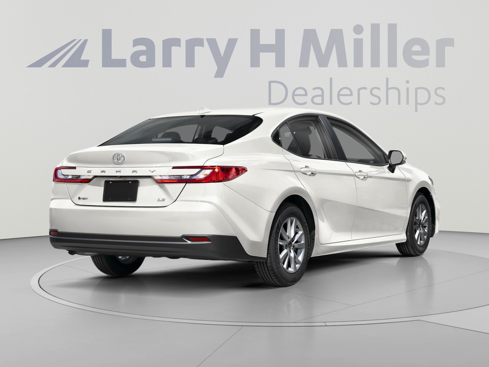 Used 2025 Toyota Camry SE FWD image 2