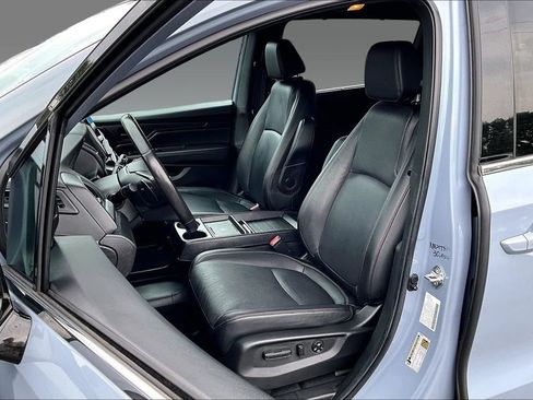 Used 2025 Honda Odyssey Sport-L image 14