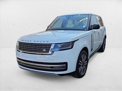 New 2025 Land Rover Range Rover SE