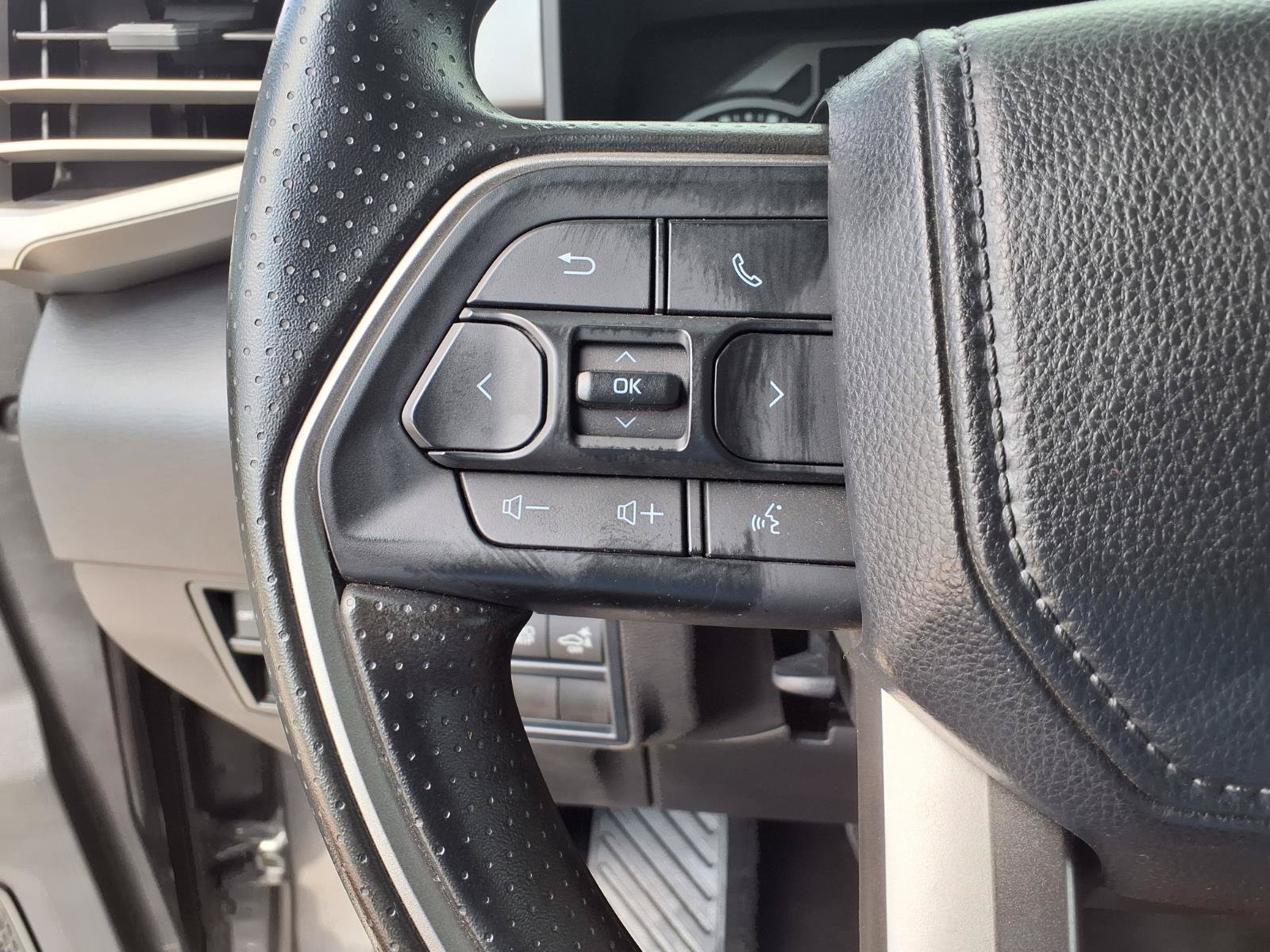 Used 2025 Toyota Tundra SR5 w/ SR5 Convenience Package AWD/4WD image 20