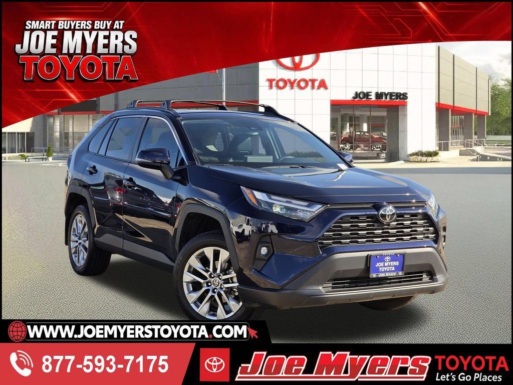 Used 2025 Toyota RAV4 XLE Premium FWD image 1