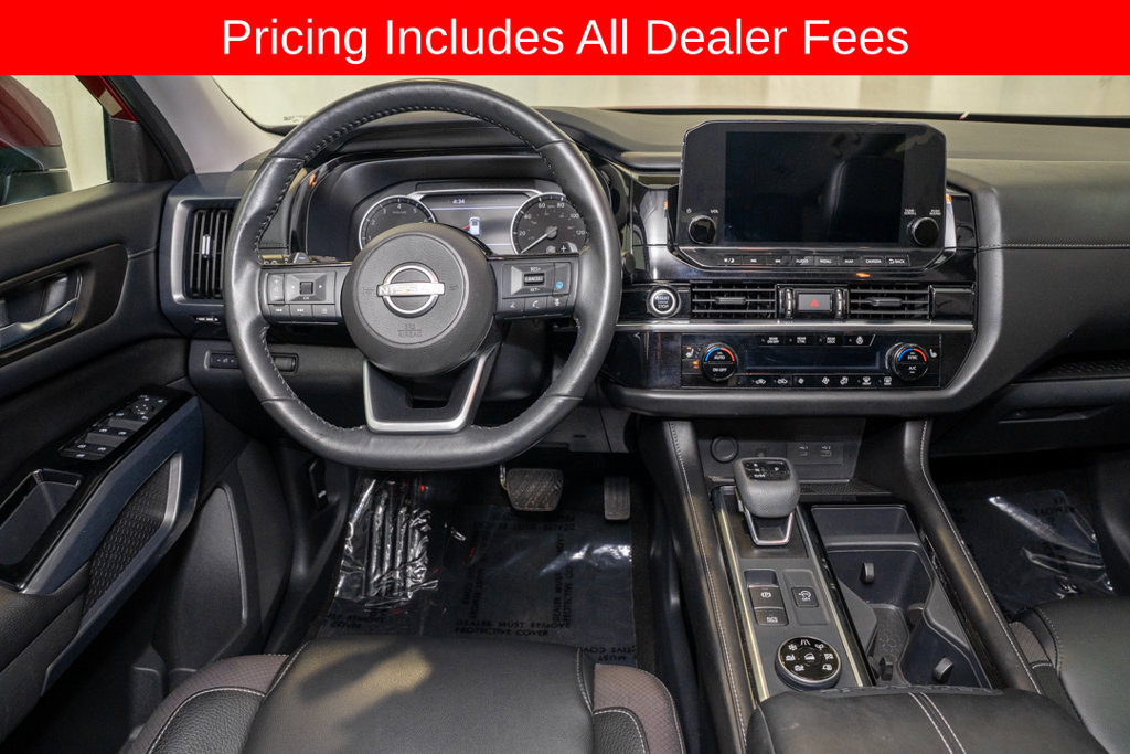 Used 2023 Nissan Pathfinder SL AWD/4WD image 7