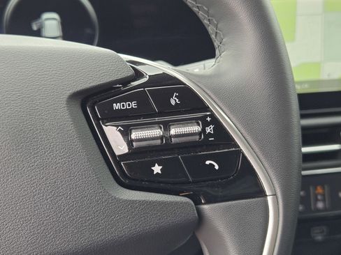 Certified 2023 Kia Niro Wind FWD image 22