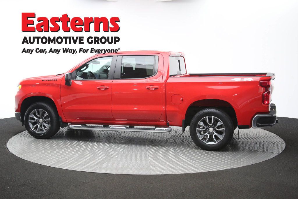 Used 2022 Chevrolet Silverado 1500 LT w/ Convenience Package II AWD/4WD image 63