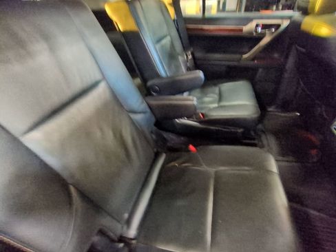 Used 2018 Lexus GX 460 image 26