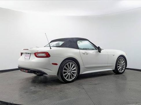 Used 2020 FIAT 124 Spider Lusso RWD image 30