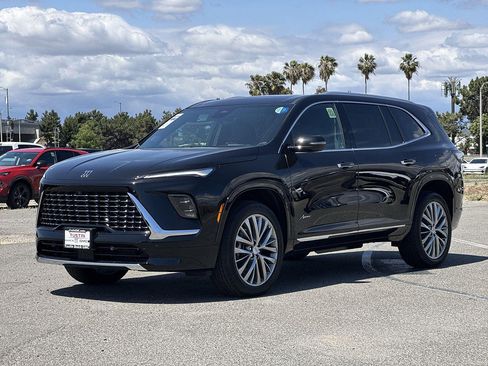 New 2026 Buick Enclave Avenir w/ Super Cruise Package AWD/4WD image 6