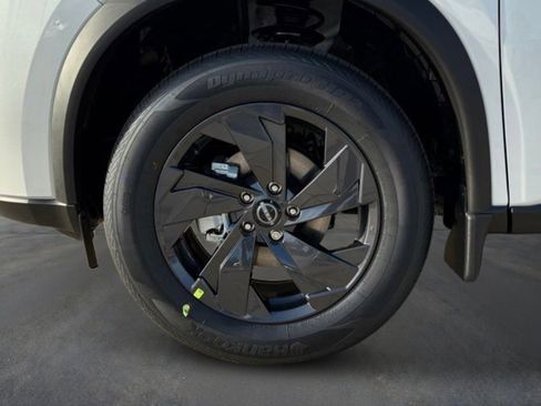 New 2026 Nissan Rogue SV AWD/4WD image 9