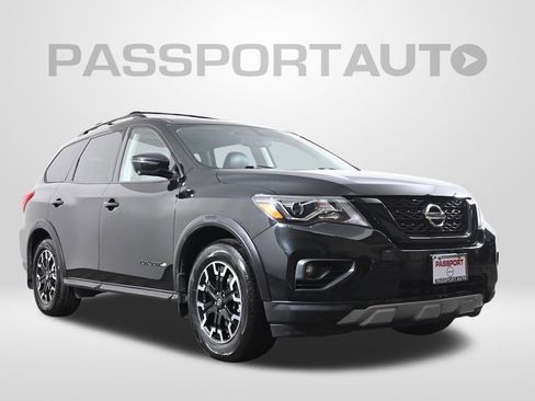 Used 2019 Nissan Pathfinder SL image 4