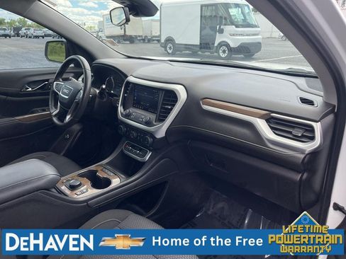 Used 2023 GMC Acadia SLE w/ Driver Convenience Package FWD image 28