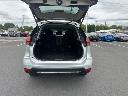 Used 2020 Nissan Rogue SV AWD/4WD image 11