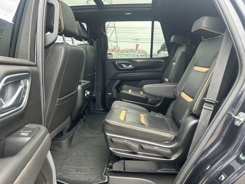 Used 2023 GMC Yukon AT4 w/ AT4 Premium Package AWD/4WD image 26