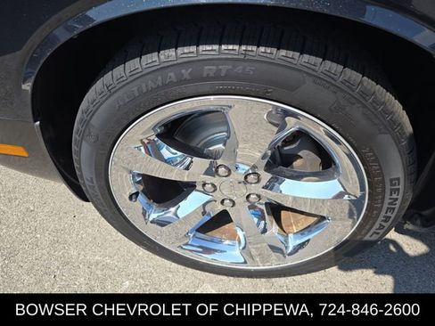 Used 2014 Dodge Challenger R/T w/ Electronics Convenience Group image 9