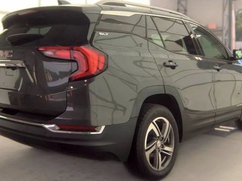 Used 2020 GMC Terrain SLT FWD image 3