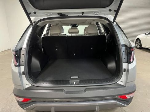 Used 2023 Hyundai Tucson Limited AWD/4WD image 16