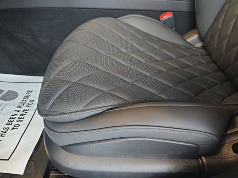 New 2026 Mercedes-Benz S 580 4MATIC Sedan image 31