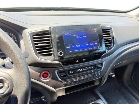 Used 2023 Honda Ridgeline Sport image 12
