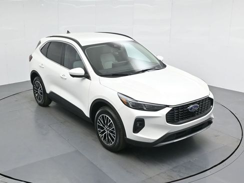 New 2025 Ford Escape SE w/ PHEV Premium Package image 41