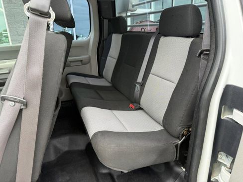 Used 2009 Chevrolet Silverado 3500 W/T image 9