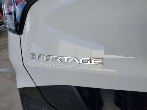 Used 2025 Kia Sportage SX FWD image 7