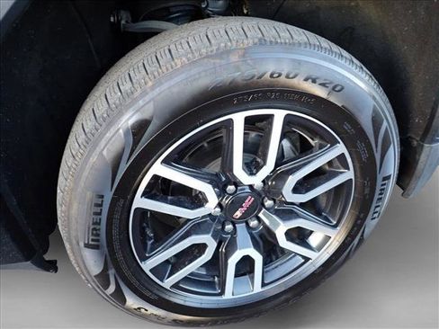 Used 2019 GMC Sierra 1500 AT4 w/ AT4 Premium Package image 7