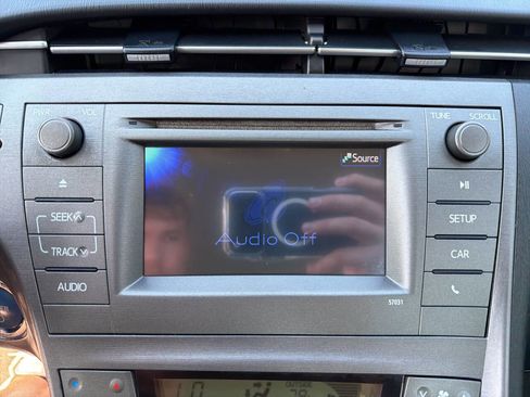 Used 2014 Toyota Prius Two image 27