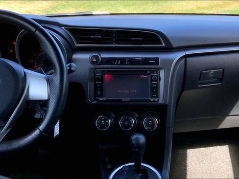 Used 2015 Scion tC FWD image 6