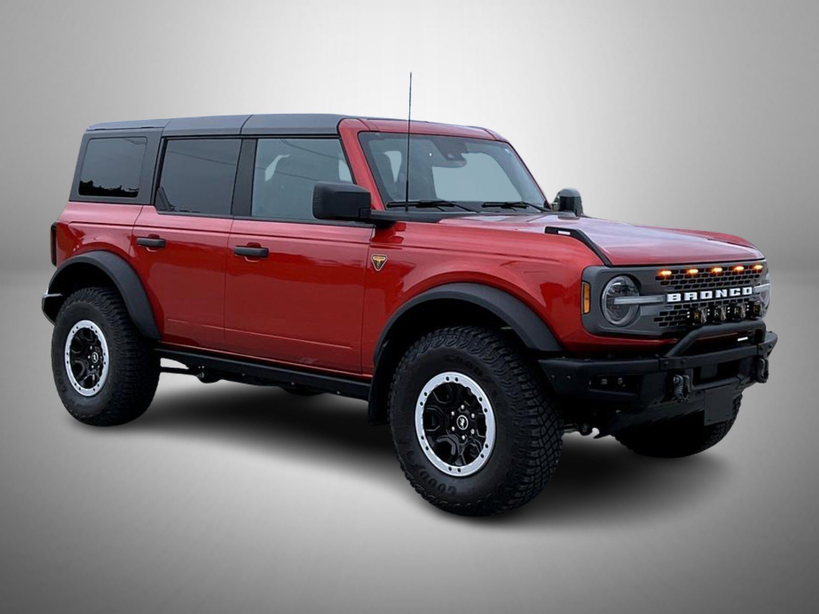 Used 2024 Ford Bronco Badlands w/ Sasquatch Package AWD/4WD image 3