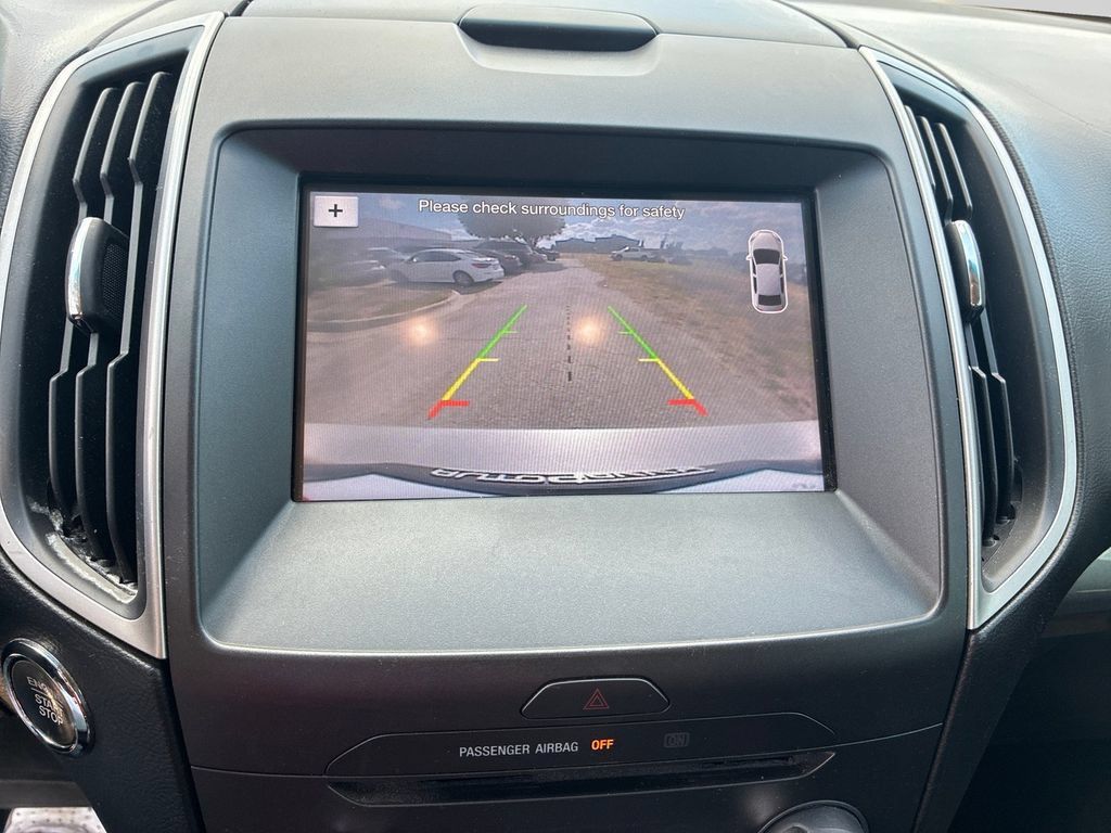 Used 2017 Ford Edge SEL w/ Equipment Group 201A FWD image 14