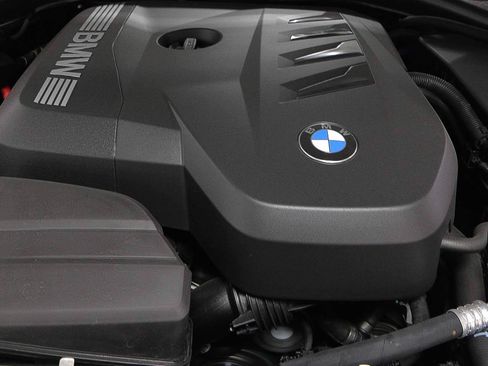 Used 2026 BMW 330i Sedan w/ M Sport Package RWD image 18