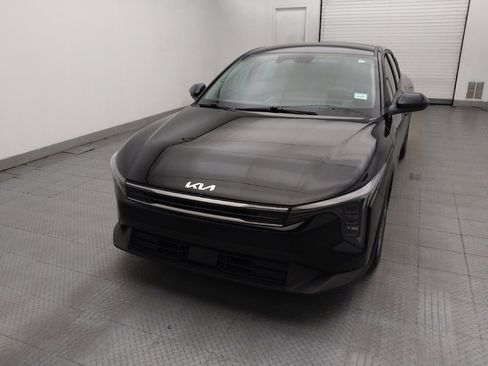 Used 2025 Kia K4 FWD image 15