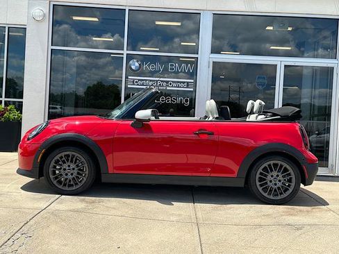 Used 2025 MINI Cooper S FWD image 7