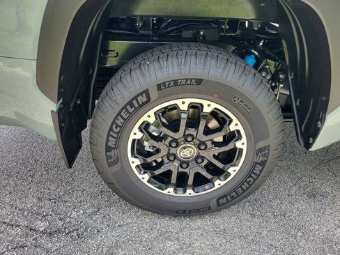 New 2026 Toyota Tundra SR5 w/ TRD Off-Road Package AWD/4WD image 30