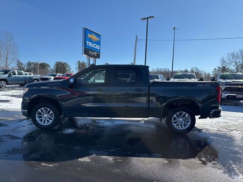 Used 2025 Chevrolet Silverado 1500 LT image 7