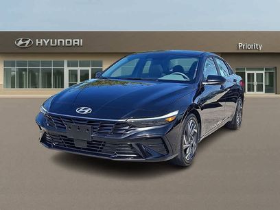 Used 2025 Hyundai Elantra SEL