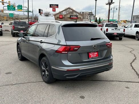 Used 2024 Volkswagen Tiguan SE FWD image 5