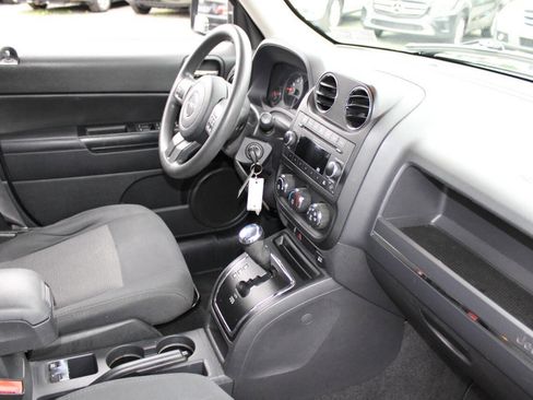 Used 2011 Jeep Patriot Sport w/ PWR Value Group image 12