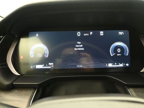 New 2026 Jeep Grand Cherokee Altitude image 12