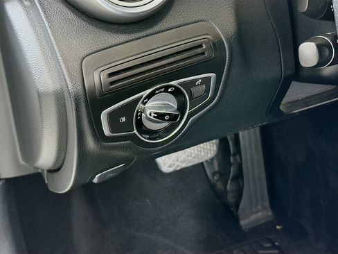 Used 2017 Mercedes-Benz C 300 Cabriolet image 10