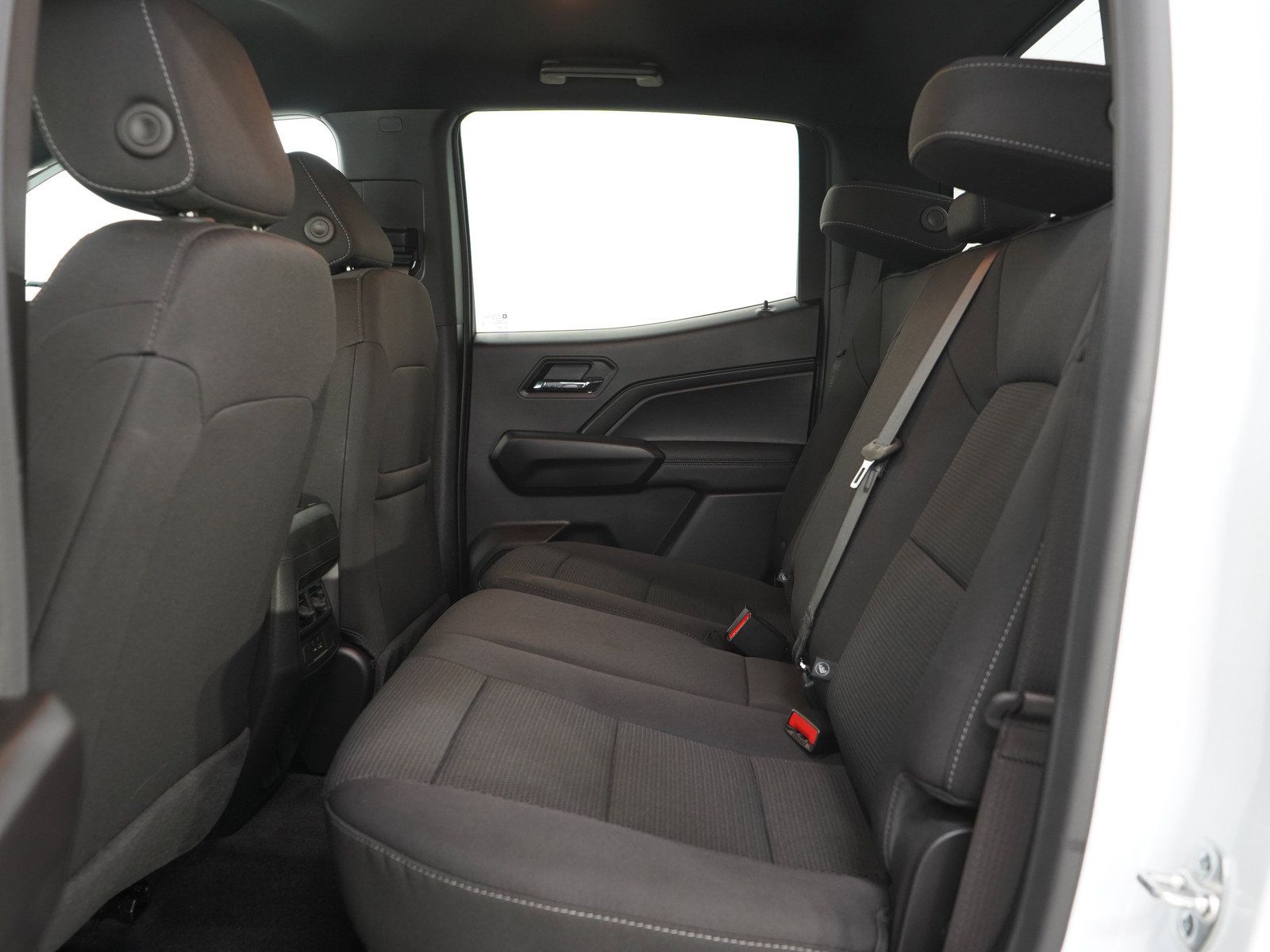 Used 2025 GMC Canyon Elevation w/ Convenience Package AWD/4WD image 16