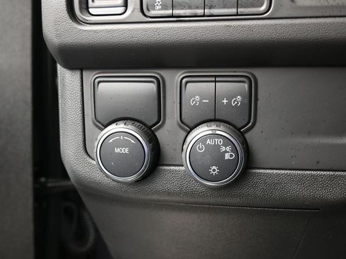 Used 2024 Chevrolet Tahoe Premier image 35