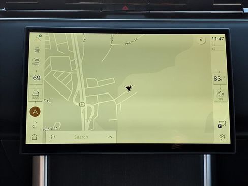 New 2026 Land Rover Range Rover Long Wheelbase SE image 12