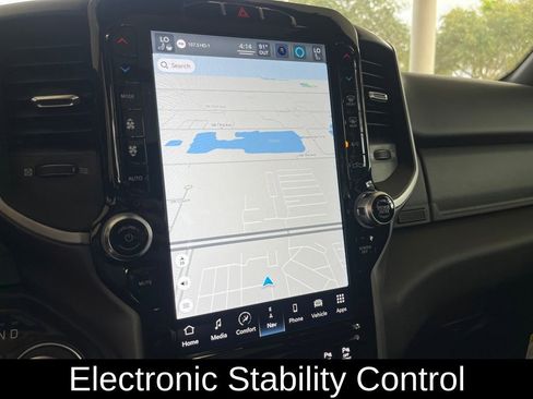 New 2022 RAM 1500 Big Horn image 7